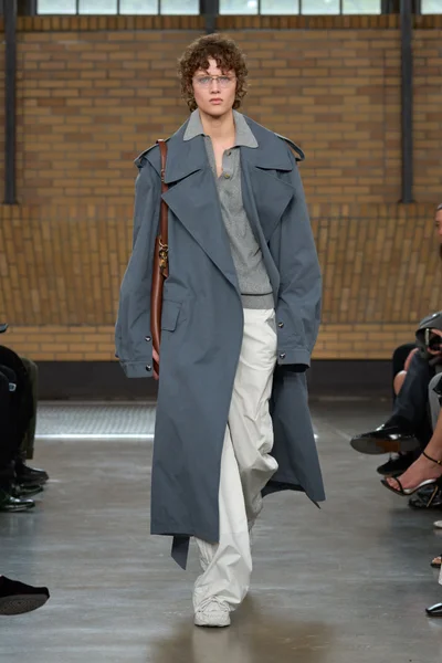 Look 56
